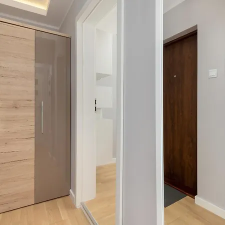 Przytulny Z Wifi I Smarttv W Gdyni By Rent Like *