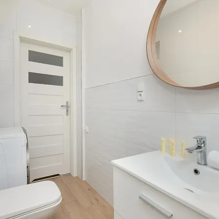 Przytulny Z Wifi I Smarttv W Gdyni By Rent Like شقة *